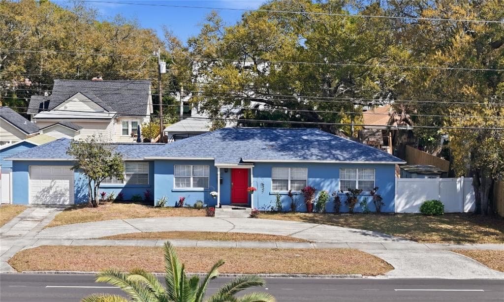2415 16TH STREET N ST PETERSBURG, FL 33704
