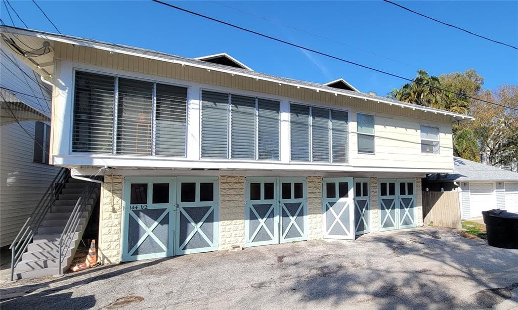 144 9TH AVE NE UNIT C ST PETERSBURG, FL 33701