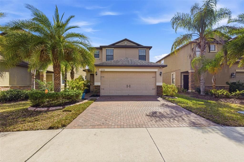 10135 NEWMINSTER LOOP RUSKIN, FL 33573