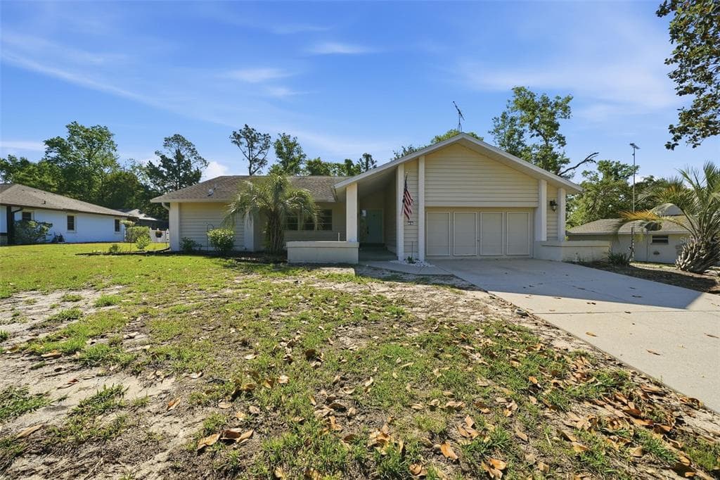 4 BLAIR COURT HOMOSASSA, FL 34446