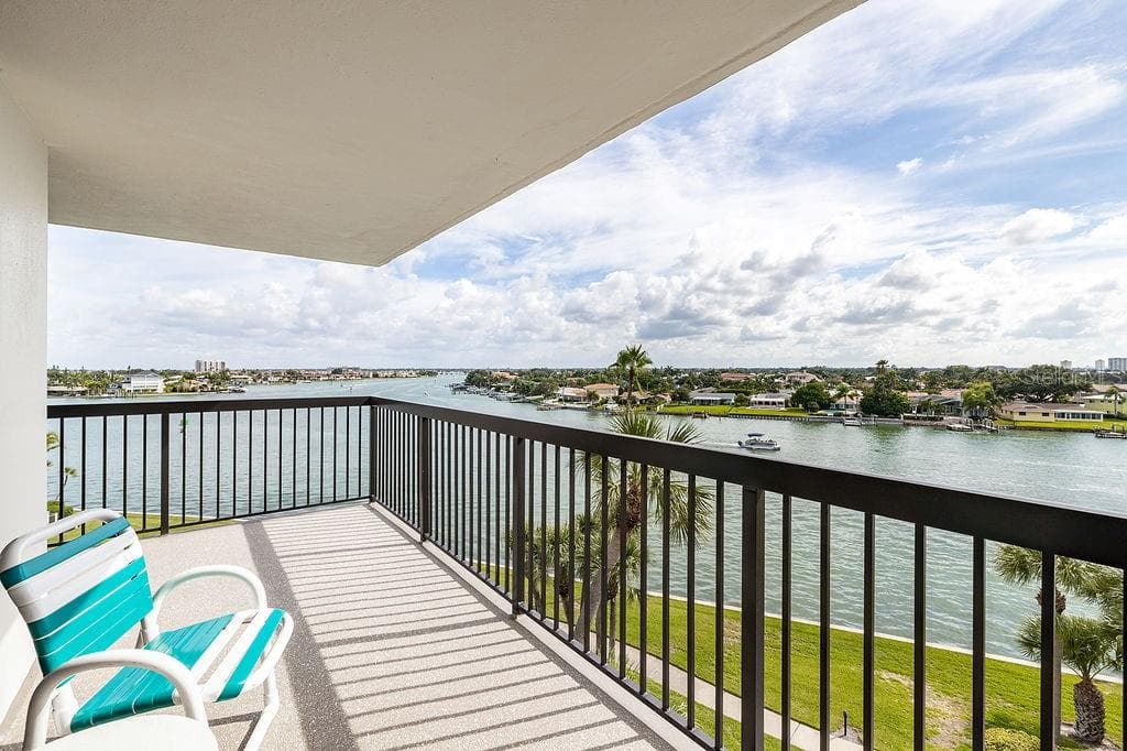 9425 BLIND PASS ROAD UNIT 508 ST PETE BEACH, FL 33706