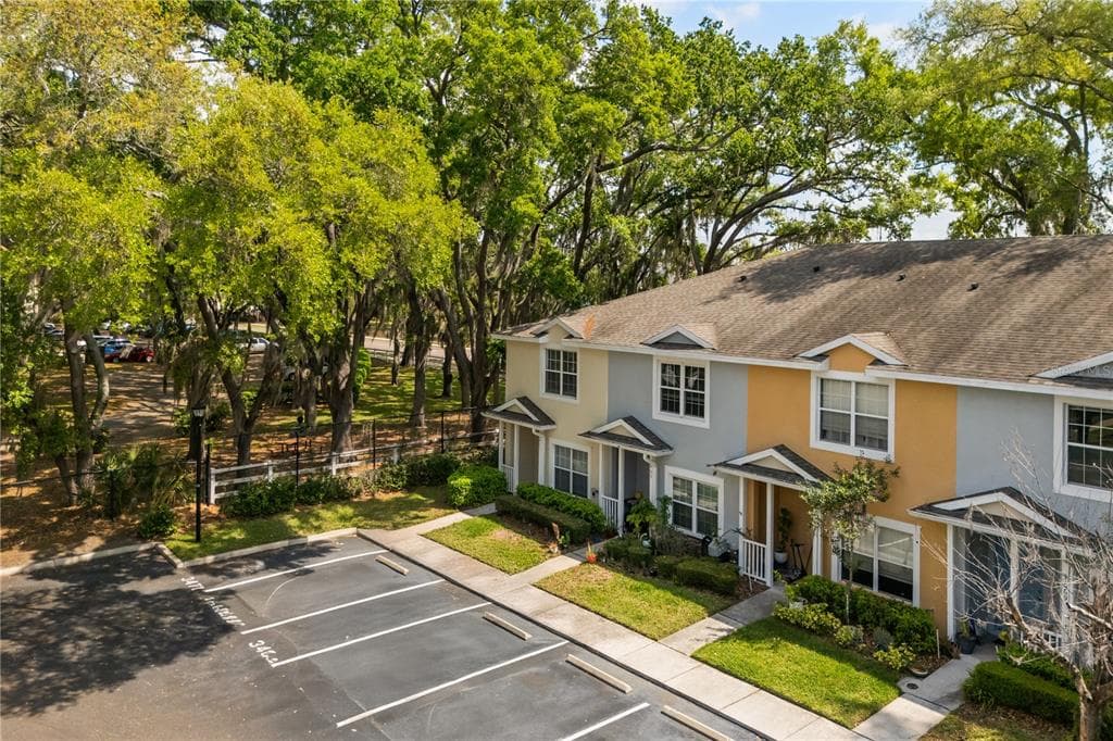 3471 HIGH HAMPTON CIRCLE TAMPA, FL 33610