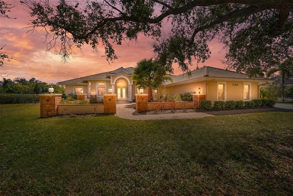 7389 S SERENOA DRIVE SARASOTA, FL 34241
