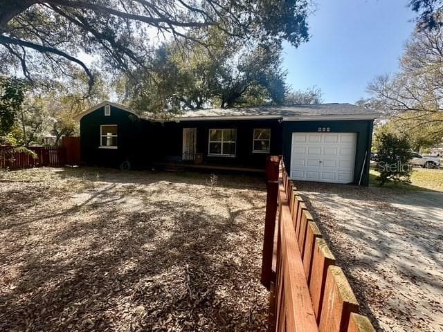 900 46TH AVENUE N ST PETERSBURG, FL 33703