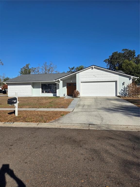 3814 CLOVERHILL COURT BRANDON, FL 33511