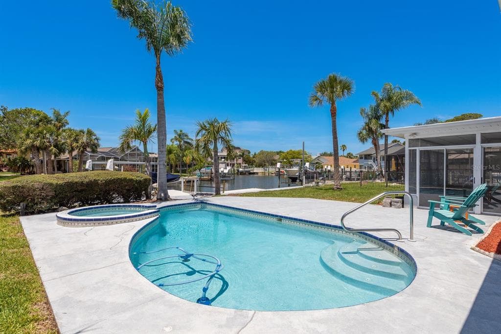 4246 MARINE PARKWAY NEW PORT RICHEY, FL 34652