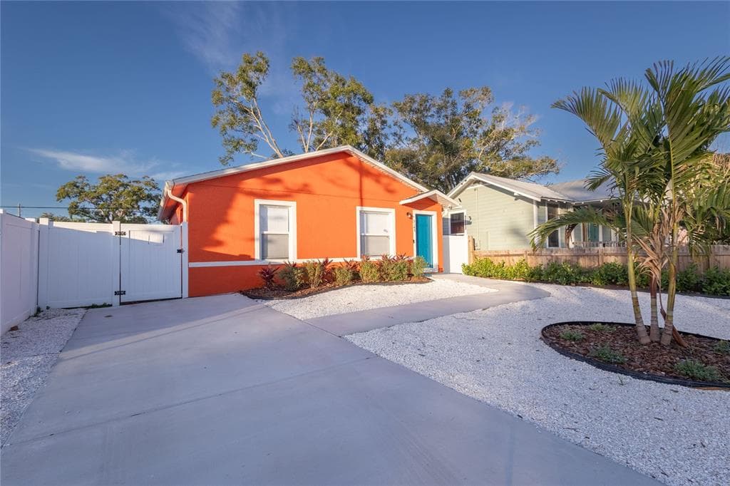 5145 PRESTON AVENUE S GULFPORT, FL 33707