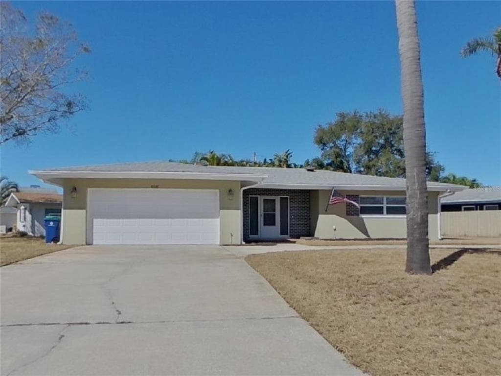 10326 HETRICK CIRCLE E LARGO, FL 33774