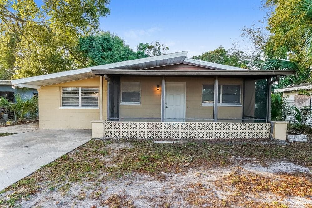 2914 LAFAYETTE STREET FORT MYERS, FL 33916