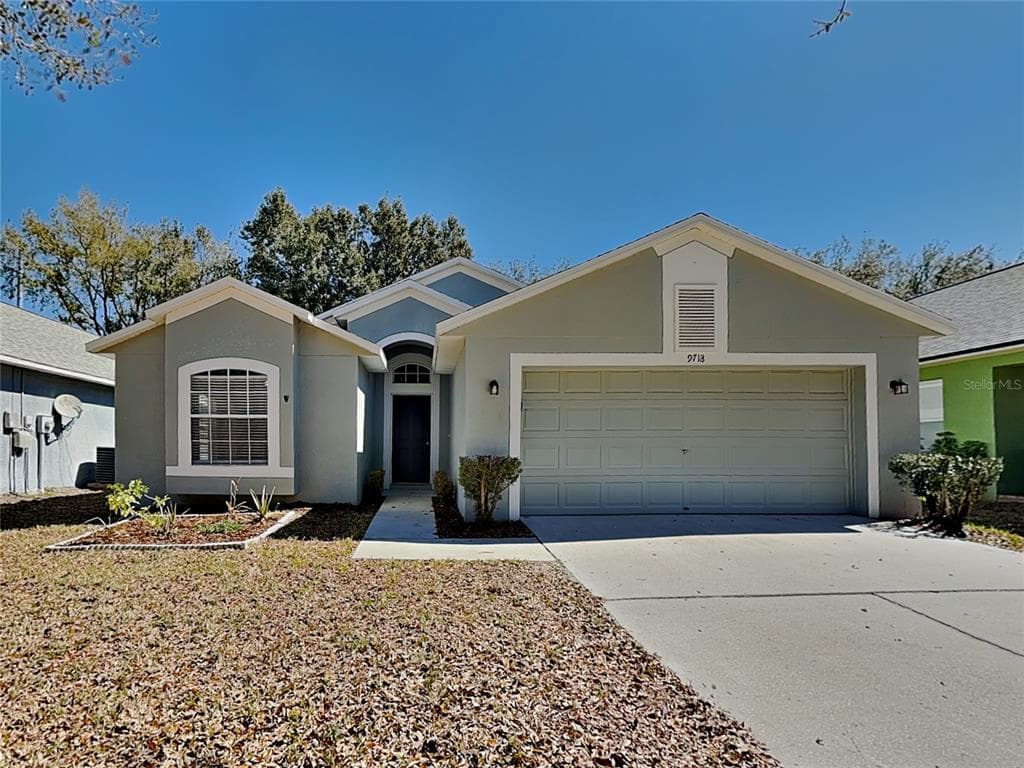 9718 WHITE BARN WAY RIVERVIEW, FL 33569