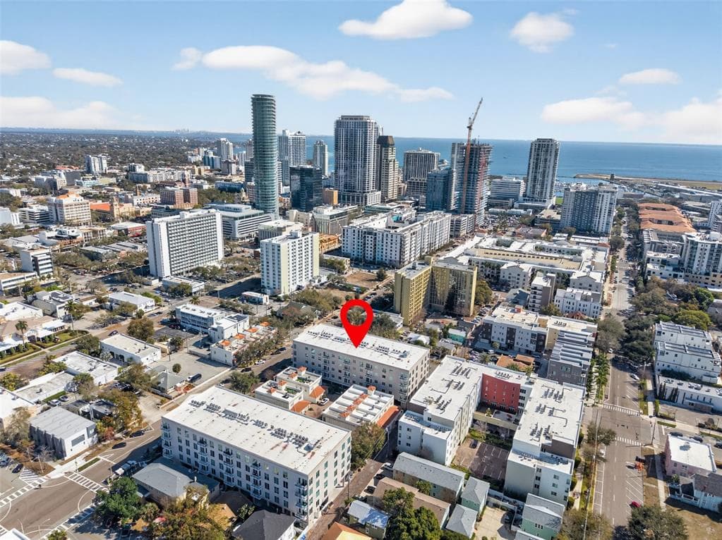 600 3RD AVENUE S UNIT 203 ST PETERSBURG, FL 33701
