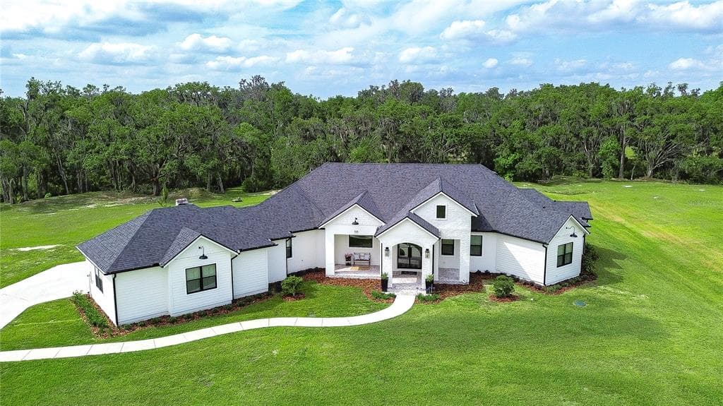 111 ALAFIA ESTATES LANE LITHIA, FL 33547