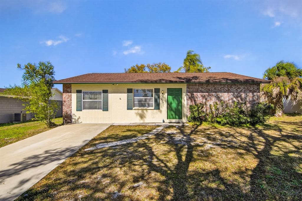 13816 PATHFINDER DRIVE TAMPA, FL 33625