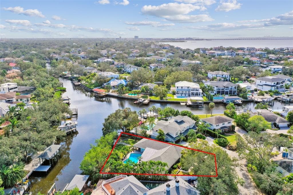 5104 W SAN JOSE STREET TAMPA, FL 33629