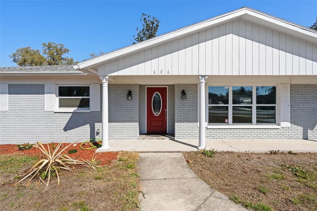 606 BAMA ROAD BRANDON, FL 33511