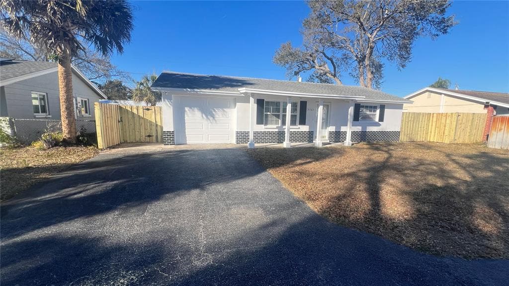 5965 62ND AVENUE N PINELLAS PARK, FL 33781