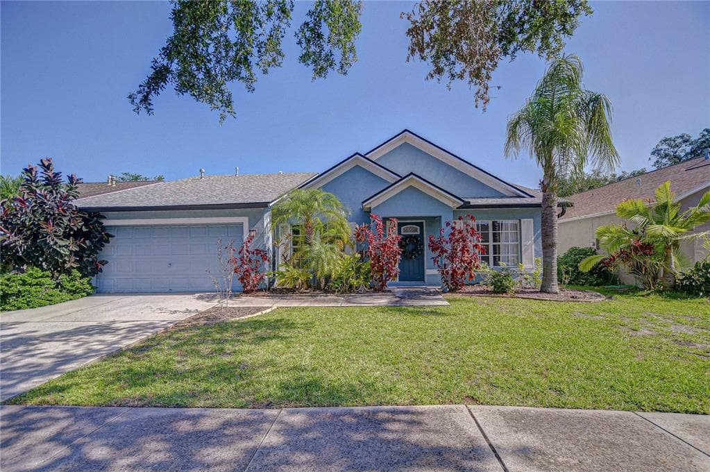 7107 COLONIAL LAKE DR RIVERVIEW, FL 33578