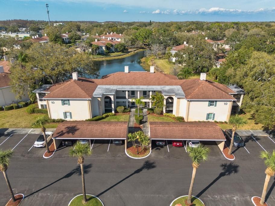 10336 CARROLLWOOD LANE UNIT 106 TAMPA, FL 33618