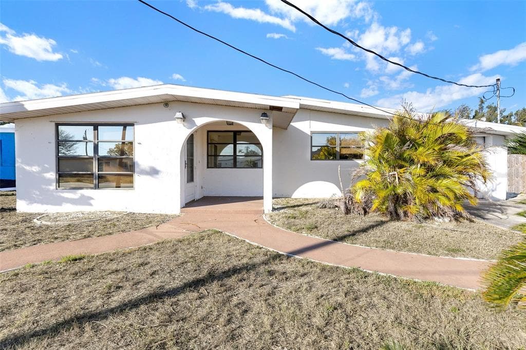 839 CONREID DRIVE NE PORT CHARLOTTE, FL 33952
