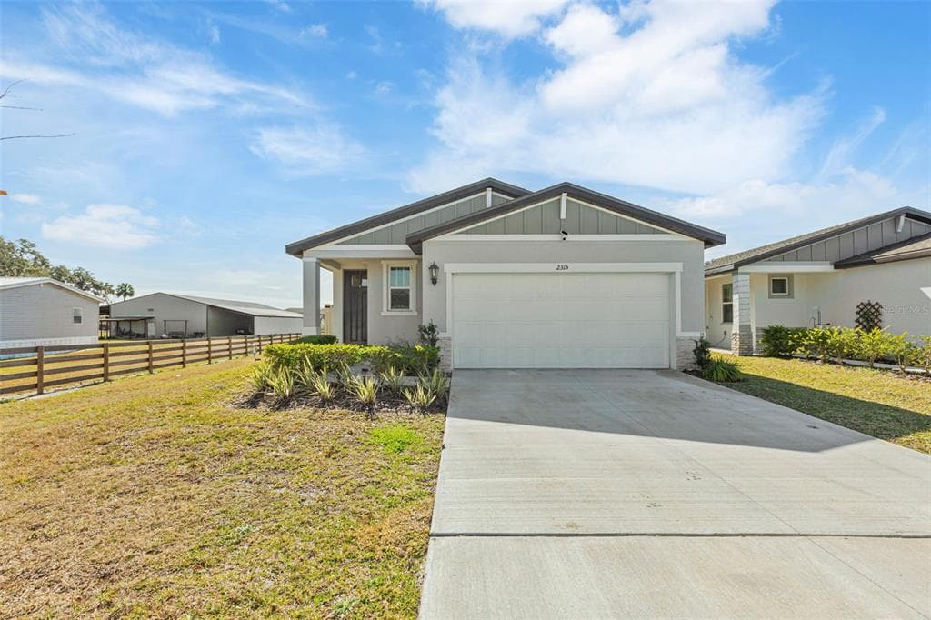 2315 E NEWSOME ROAD PLANT CITY, FL 33565