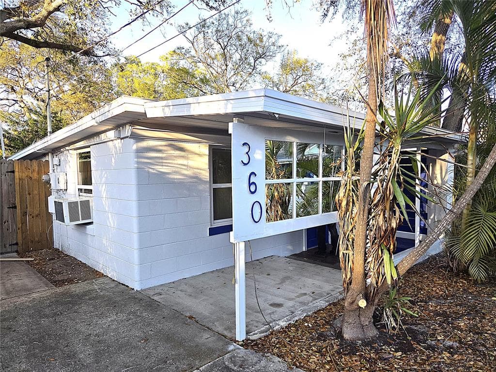 360 5TH AVENUE NW LARGO, FL 33770