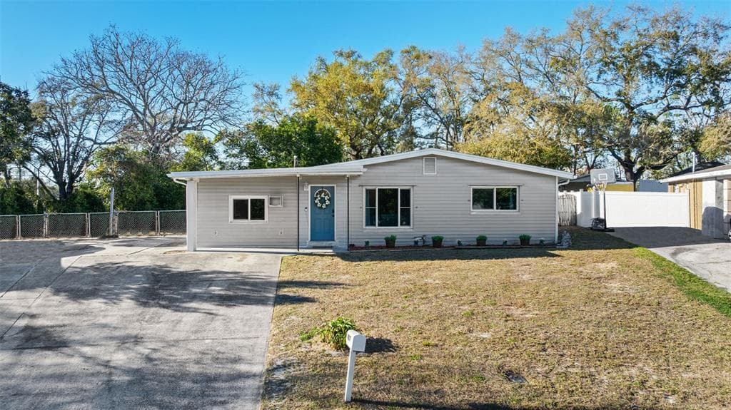 4817 DRIFT TIDE DRIVE NEW PORT RICHEY, FL 34652