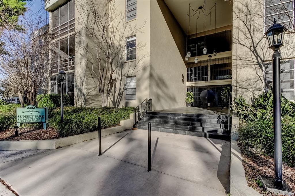 2302 S MANHATAN AVENUE UNIT 310 TAMPA, FL 33609