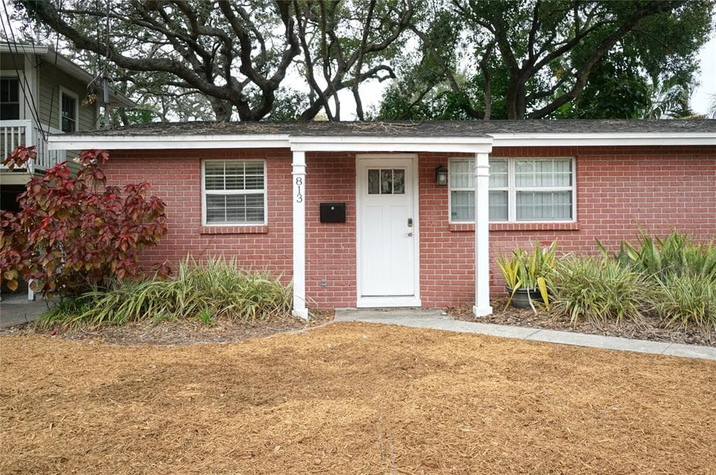 813 S FREEMONT AVENUE UNIT B TAMPA, FL 33606