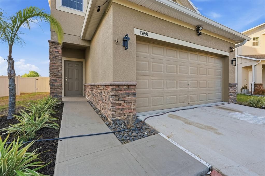 13941 LUGANO COURT HUDSON, FL 34669