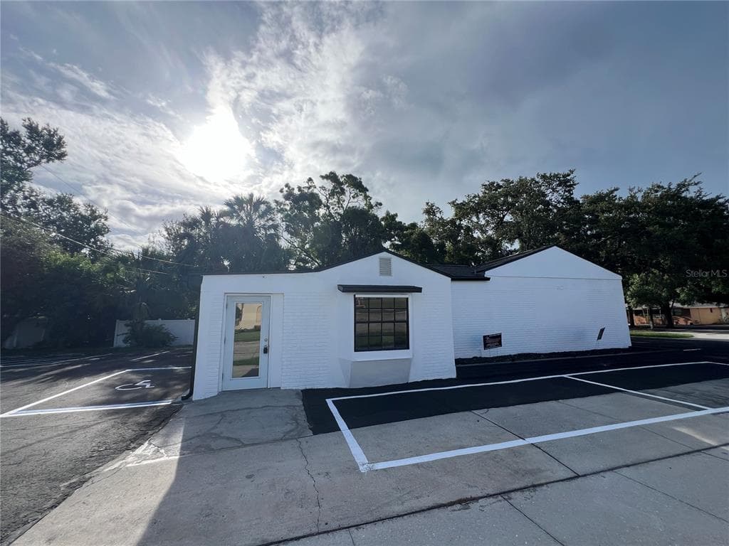 512 S DALE MABRY HIGHWAY TAMPA, FL 33609