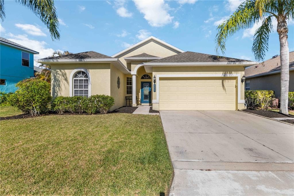 5220 LAKEHURST COURT PALMETTO, FL 34221