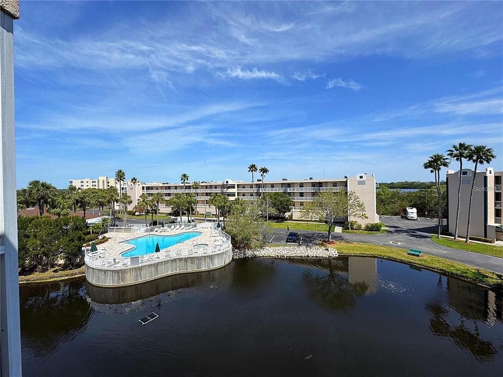 6205 SHORELINE DRIVE UNIT 1305 ST PETERSBURG, FL 33708