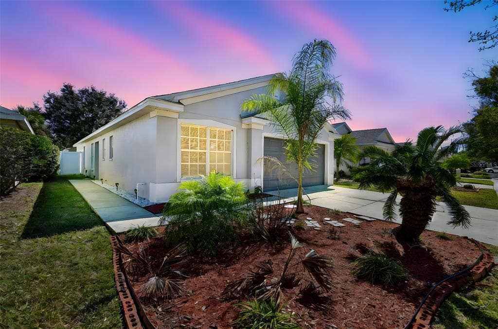 11416 CRESTLAKE VILLAGE DR RIVERVIEW, FL 33569