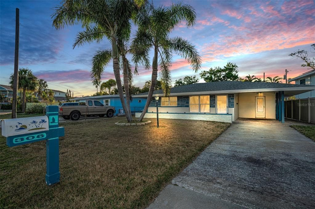 306 12TH AVENUE INDIAN ROCKS BEACH, FL 33785