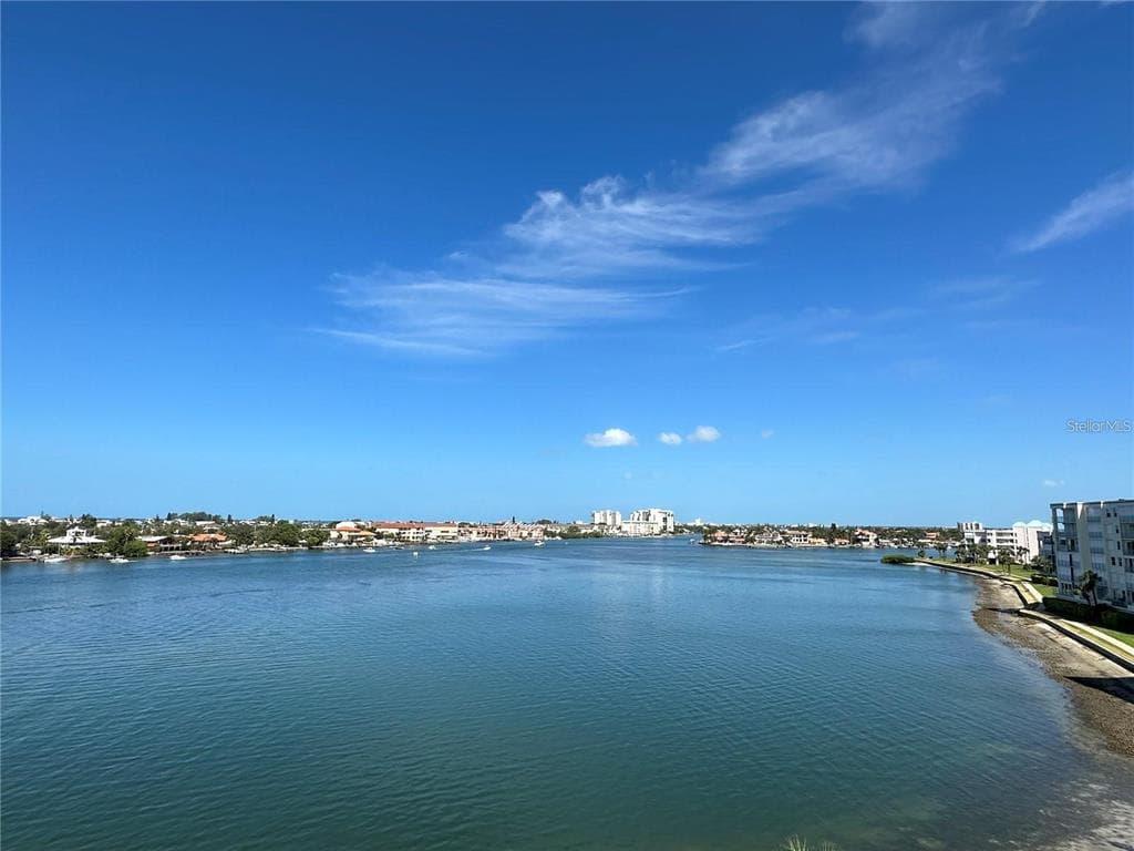 7932 SAILBOAT KEY BOULEVARD S UNIT 504 SOUTH PASADENA, FL 33707