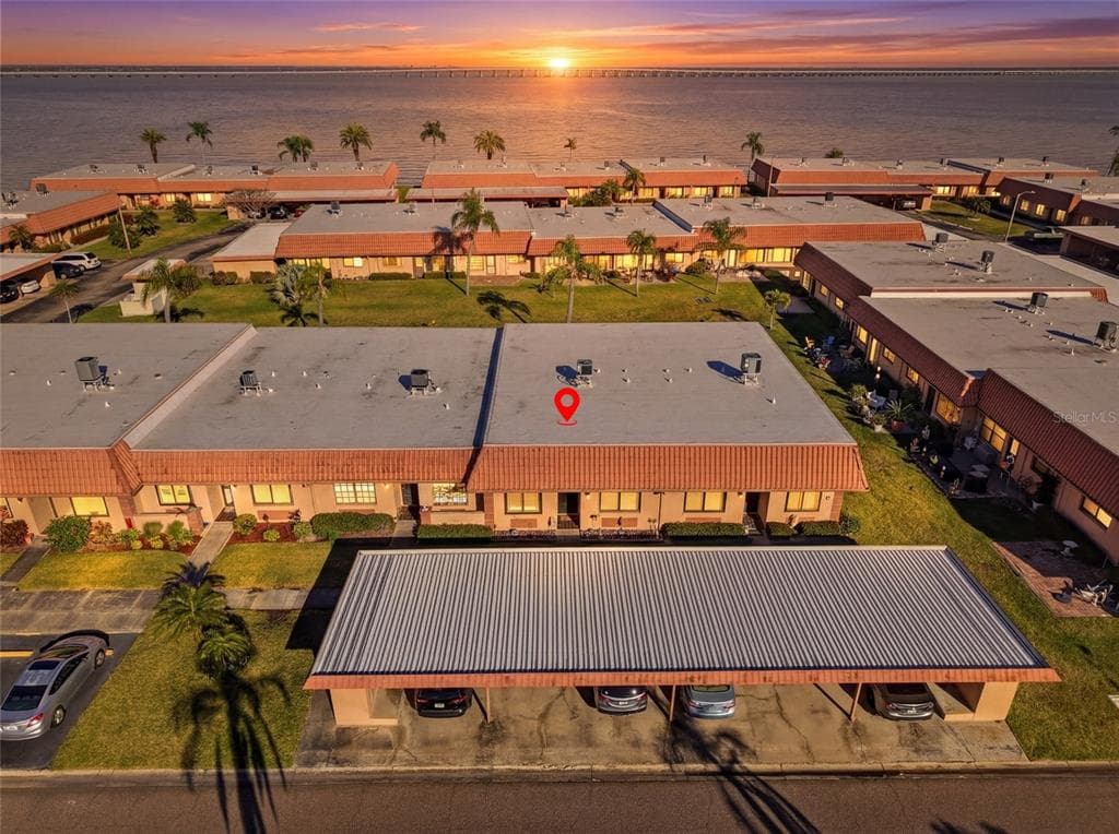 19029 US HIGHWAY 19 N UNIT 27E CLEARWATER, FL 33764