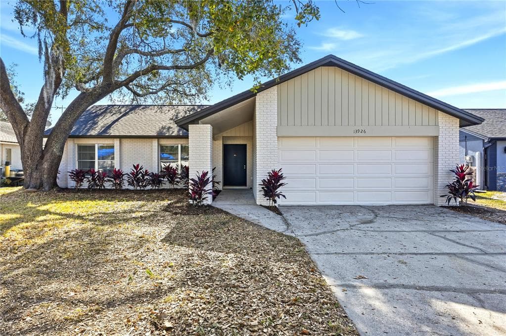 13926 CHERRY DALE LANE TAMPA, FL 33618
