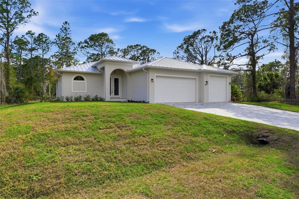 5611 SHAFFER AVENUE NORTH PORT, FL 34291