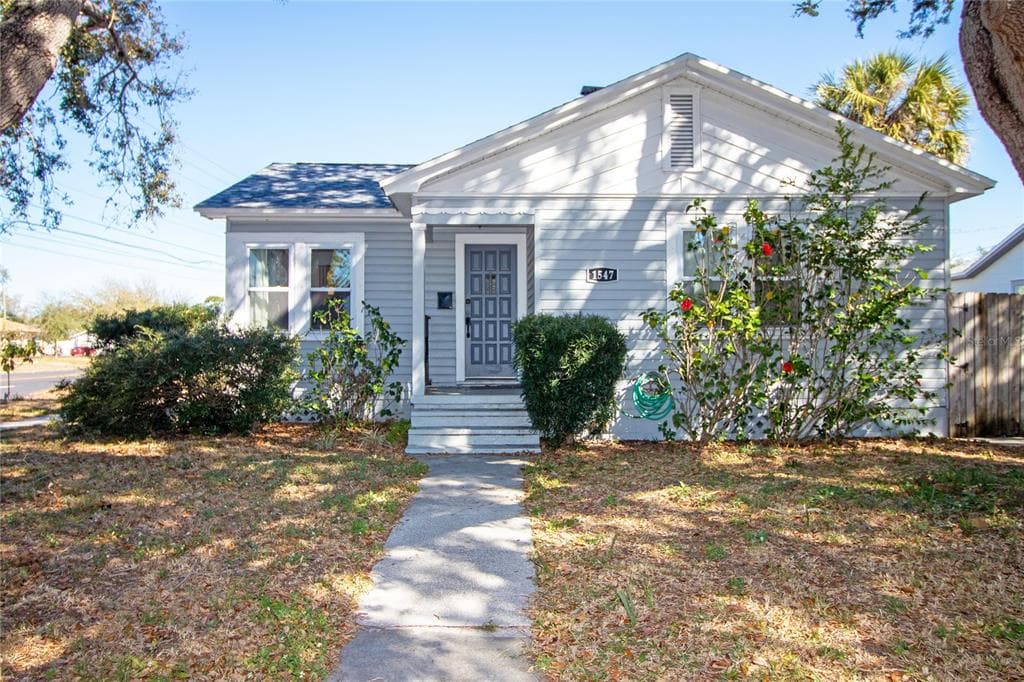 1547 35TH AVENUE N ST PETERSBURG, FL 33704