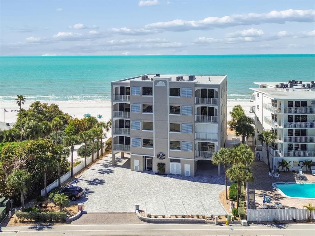 19600 GULF BOULEVARD UNIT 402 INDIAN SHORES, FL 33785
