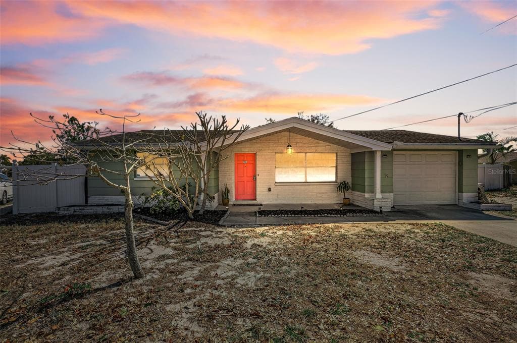 5506 CASINO DRIVE HOLIDAY, FL 34690