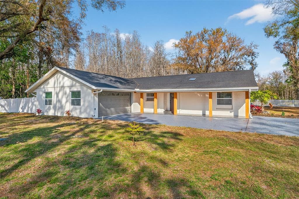 1120 COUNTRY LANE