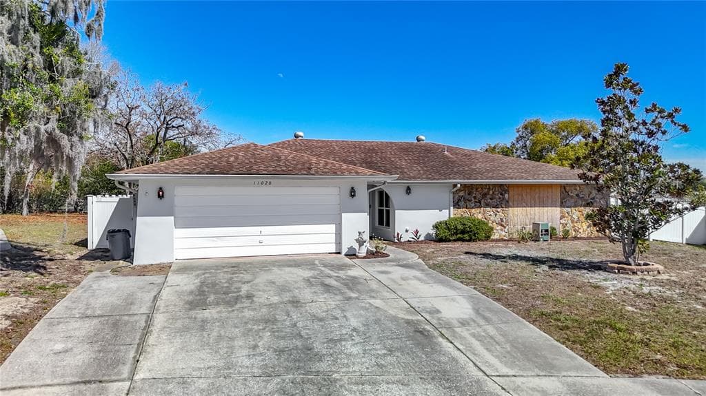 11020 PEPPERTREE LANE PORT RICHEY, FL 34668