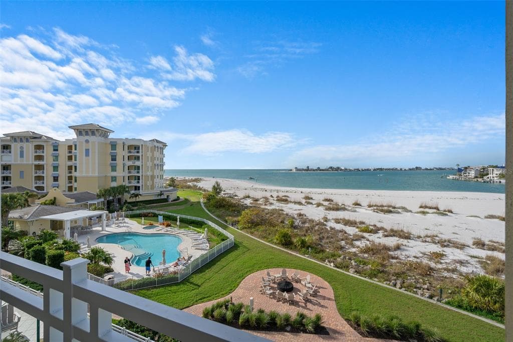 650 COLLANY ROAD UNIT 405 TIERRA VERDE, FL 33715