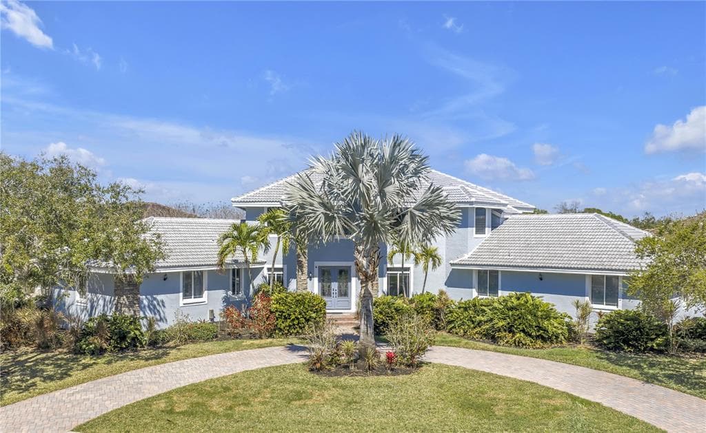 14365 EAGLE POINTE DRIVE