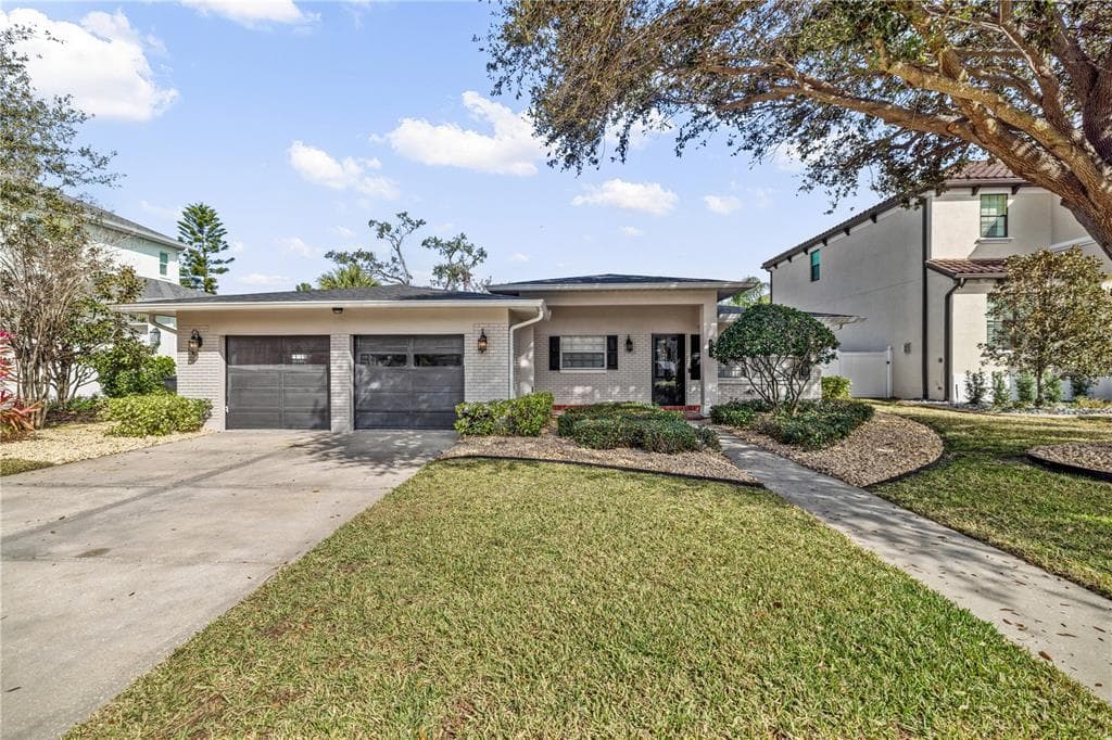 5009 W NEPTUNE WAY TAMPA, FL 33609
