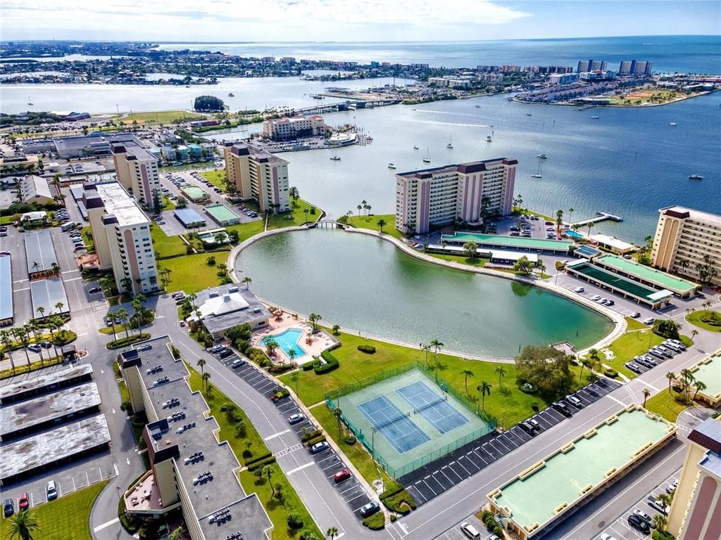 4650 COVE CIRCLE UNIT 409