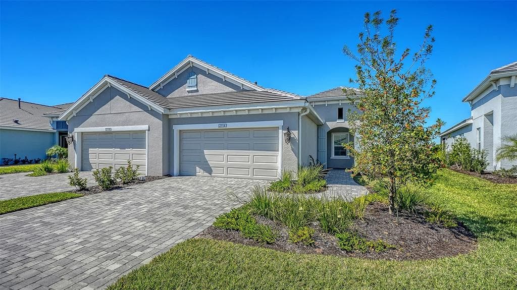 2114 SYLVESTER PALM LANE BRADENTON, FL 34212