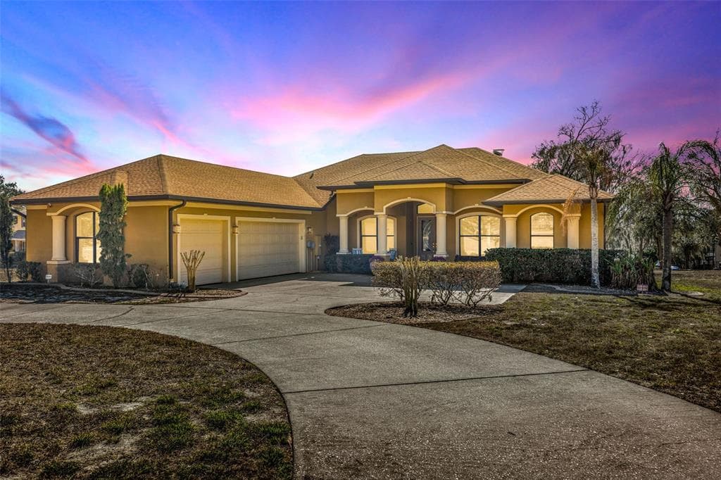 13101 SHADOW RUN BOULEVARD RIVERVIEW, FL 33569