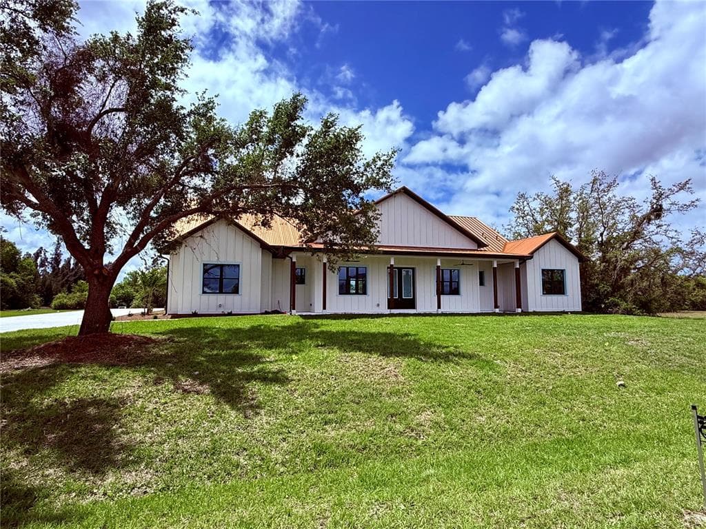 520 WOODSTORK LANE PUNTA GORDA, FL 33982
